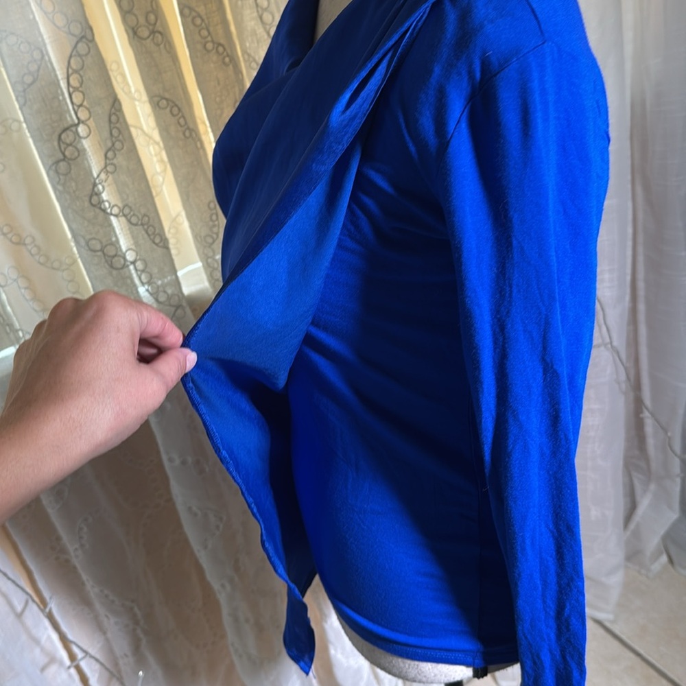 Vince Camuto Blue Asymmetrical Long Sleeve Blouse,PXS - Picture 4 of 6